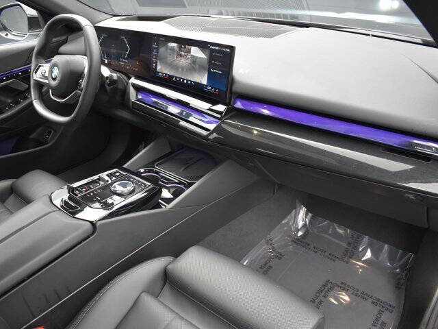 2025 BMW 5 Series 540i xDrive