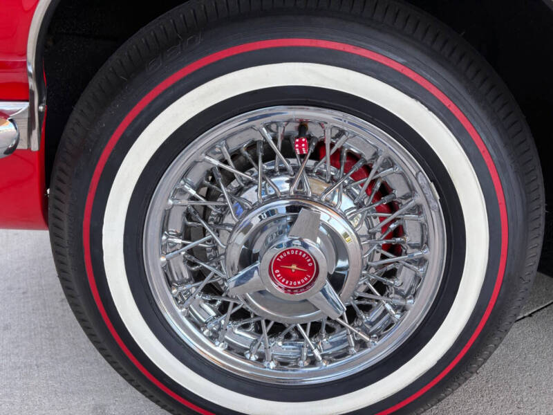 1966 Ford Thunderbird