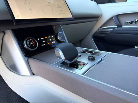 2023 Land Rover Range Rover P400 SE