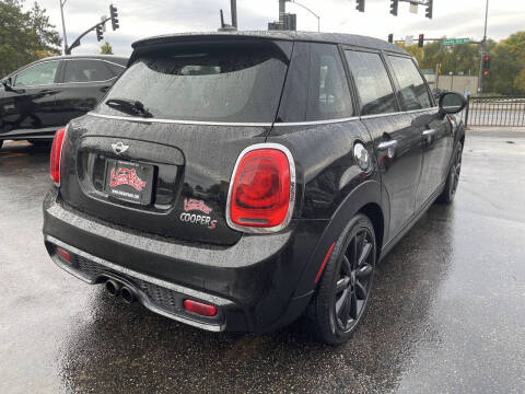 2016 MINI Hardtop 4 Door Cooper S