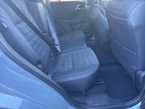 2026 Mitsubishi Outlander SE