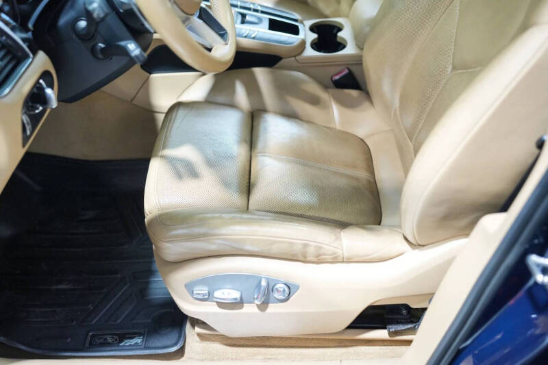 2015 Porsche Macan S