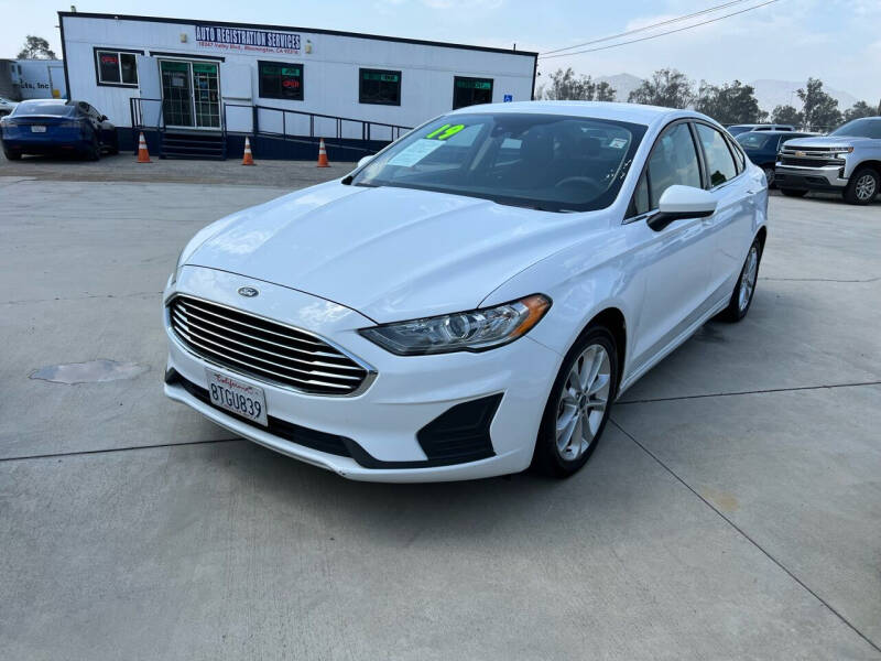 2019 Ford Fusion Hybrid SE photo 3