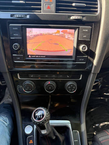 2019 Volkswagen Golf GTI Rabbit Edition