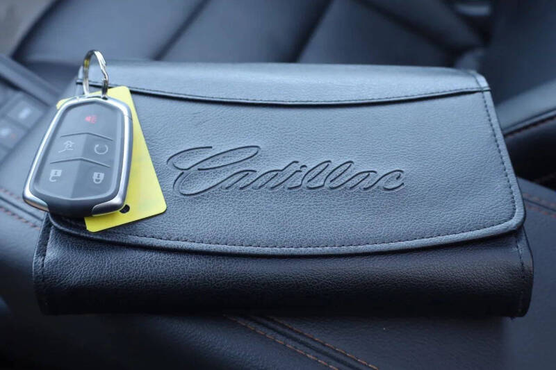 2023 Cadillac XT4 Sport