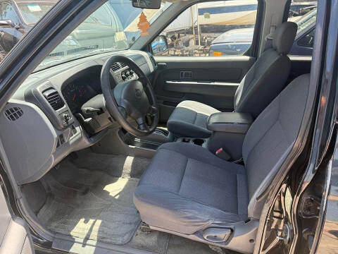 2001 Nissan Frontier XE