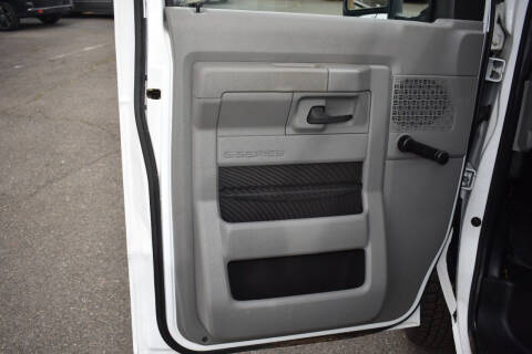 2014 Ford E-Series E-150