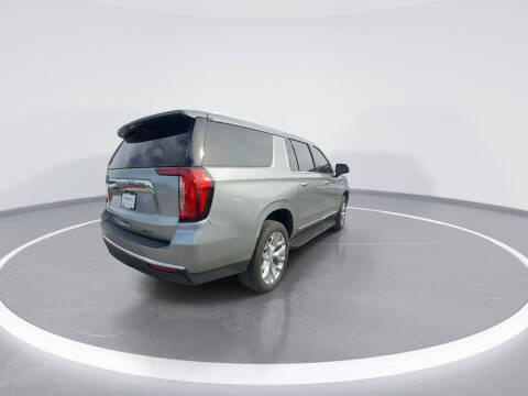 2023 GMC Yukon XL SLT