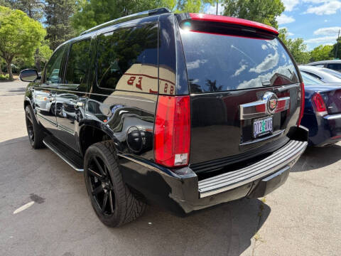 2014 Cadillac Escalade Luxury