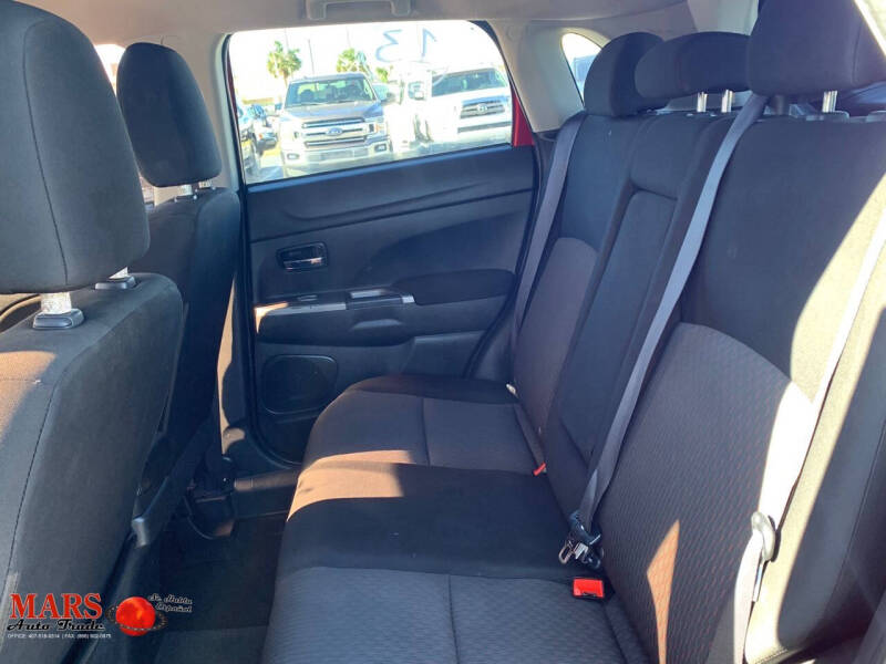 2019 Mitsubishi Outlander Sport SE