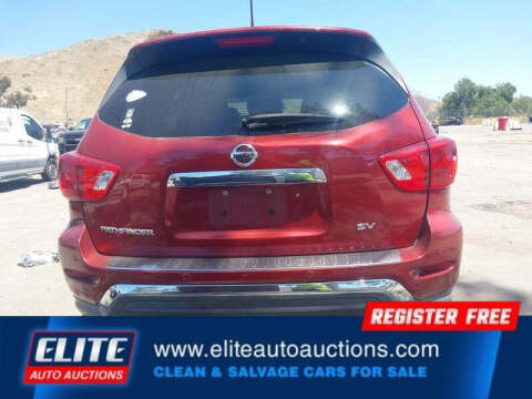 2017 Nissan Pathfinder SV