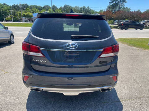 2017 Hyundai Santa Fe SE