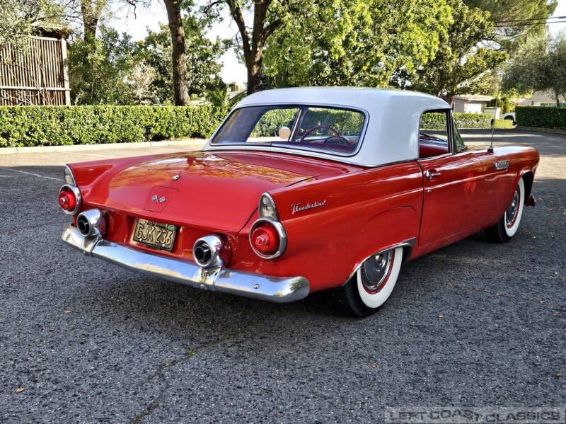 1955 Ford Thunderbird