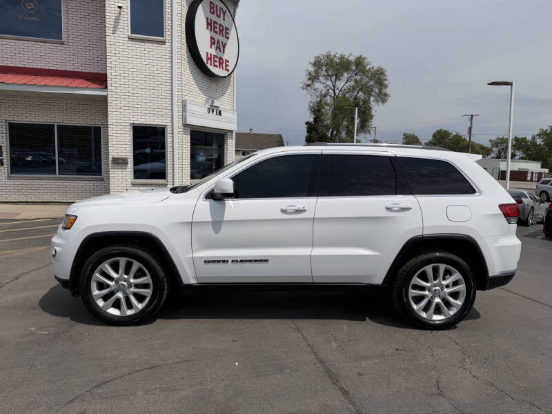 2020 Jeep Grand Cherokee Laredo E