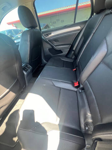 2015 Volkswagen Golf TSI S