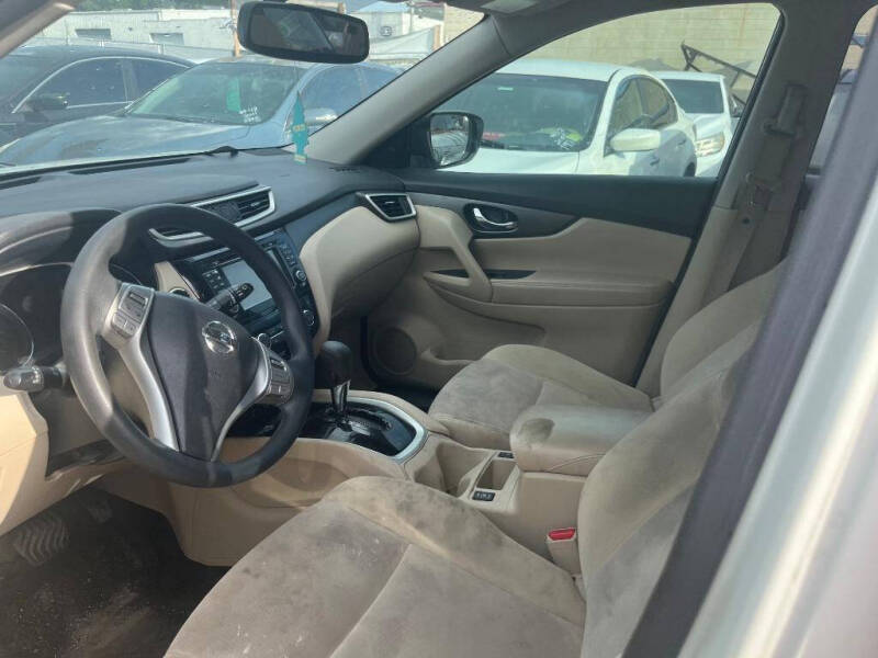 2016 Nissan Rogue S