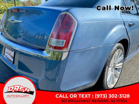 2011 Chrysler 300 Limited