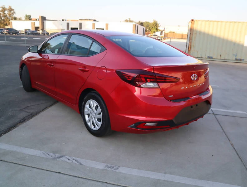 2020 Hyundai Elantra SE