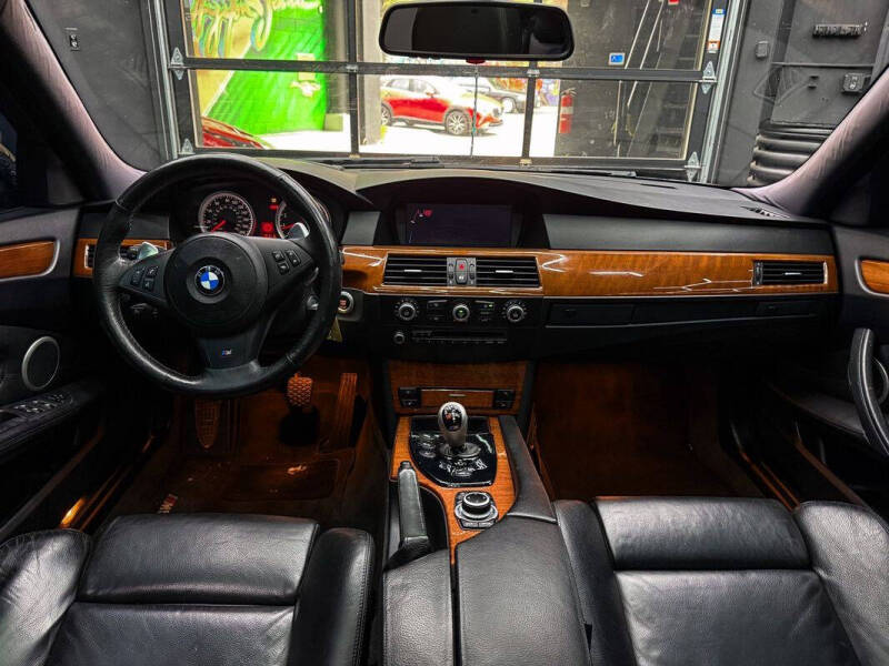 2010 BMW M5