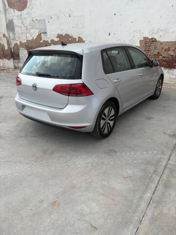 2016 Volkswagen e-Golf SE
