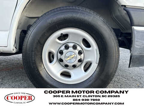 2023 Chevrolet Express 2500