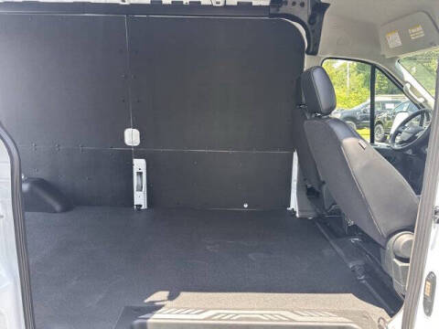 2025 Ford Transit 250