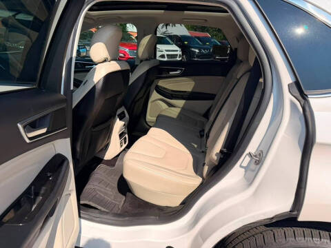 2016 Ford Edge Titanium