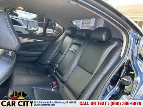 2015 Infiniti Q50 Premium