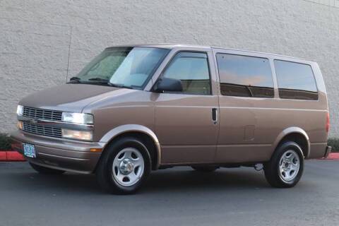 2003 Chevrolet Astro for sale at Overland Automotive in Hillsboro OR