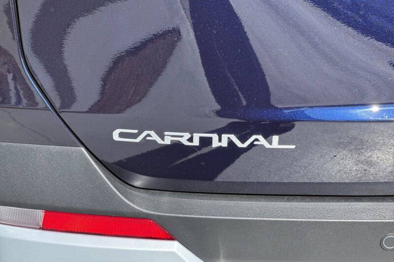 2026 Kia Carnival EX
