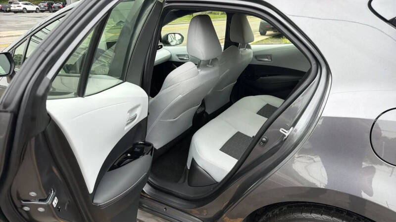 2023 Toyota Corolla Hatchback SE