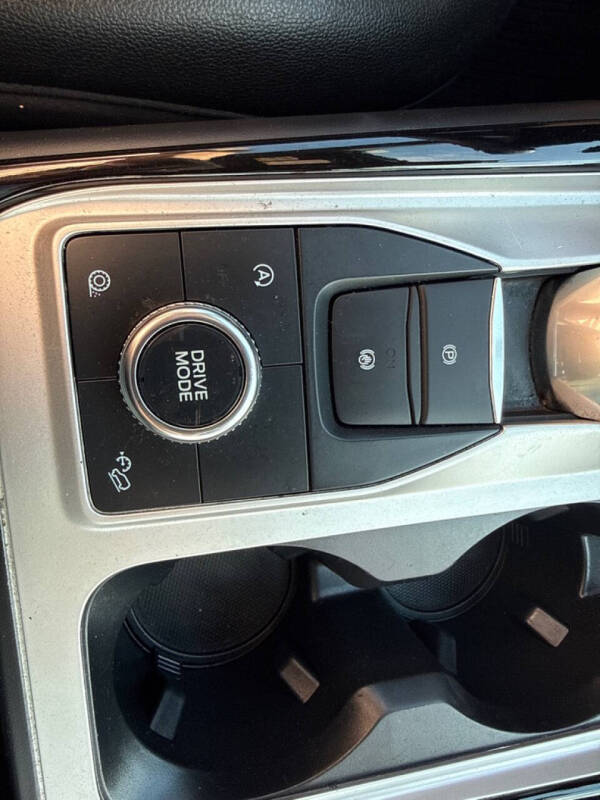 2024 Ford Explorer ST-Line