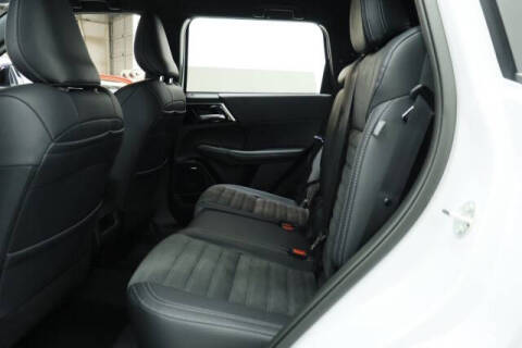 2026 Mitsubishi Outlander LE