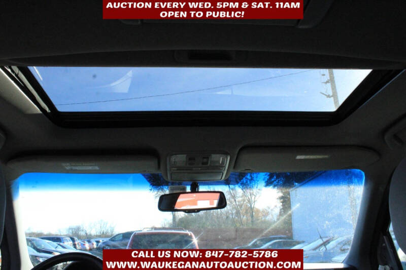 2010 Honda Pilot Touring w/Navi w/DVD