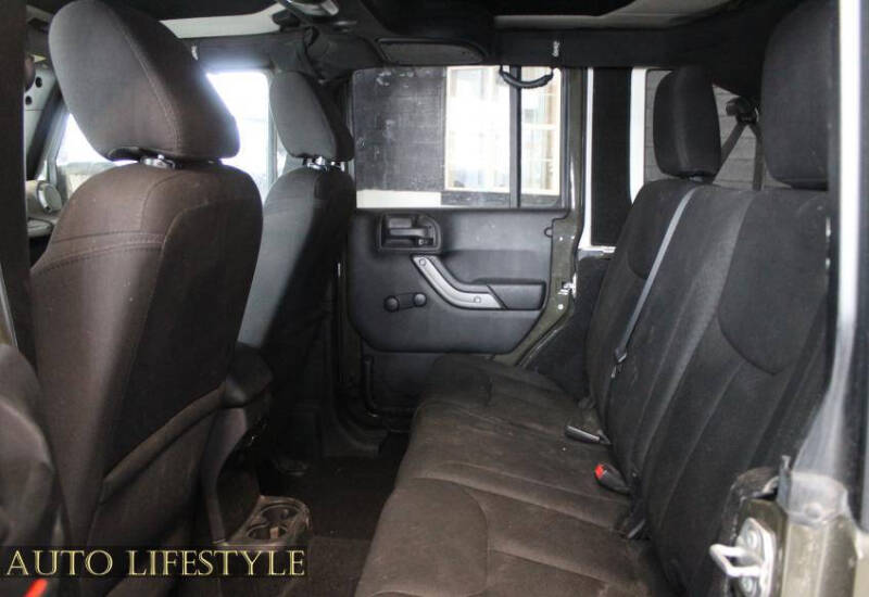 2015 Jeep Wrangler Unlimited Sport