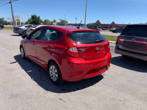 2016 Hyundai Accent SE