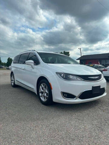 2018 Chrysler Pacifica Touring L Plus