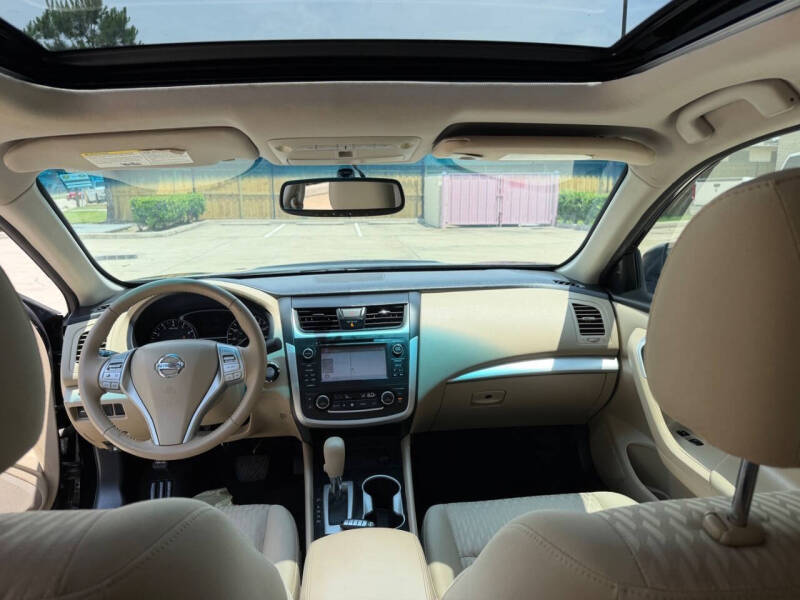 2017 Nissan Altima 2.5 SV