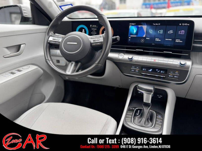 2025 Hyundai Kona SEL