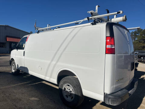 2025 Chevrolet Express 2500