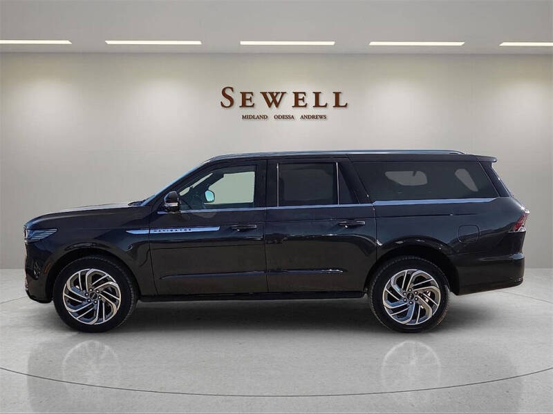 2025 Lincoln Navigator L Reserve