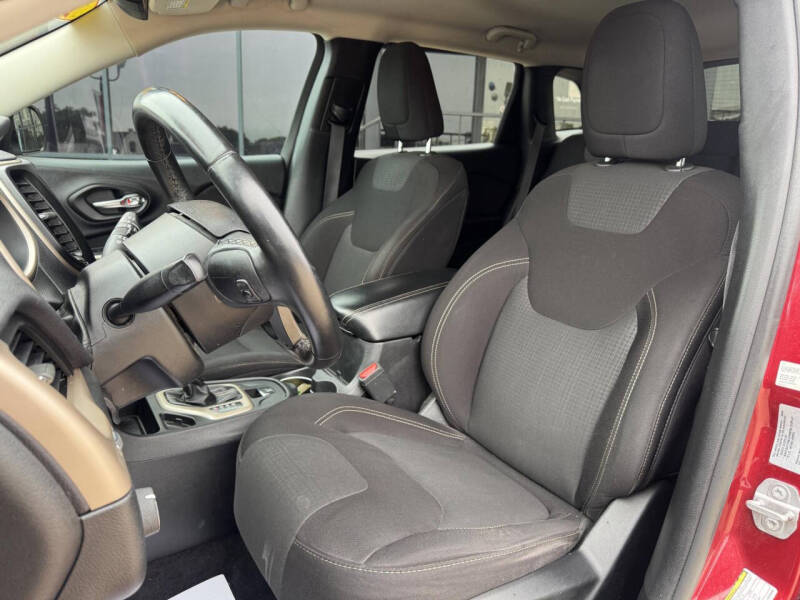 2017 Jeep Cherokee Latitude