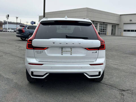 2026 Volvo XC60 B5 Plus