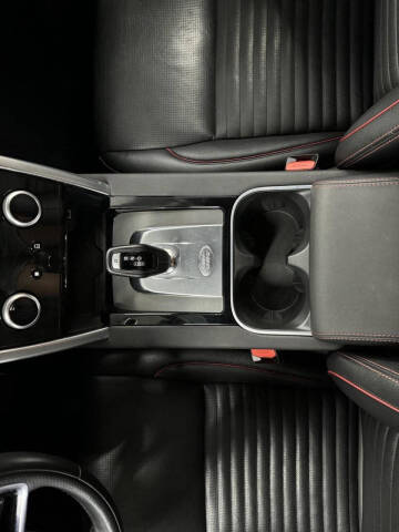 2022 Land Rover Discovery Sport P250 SE R-Dynamic