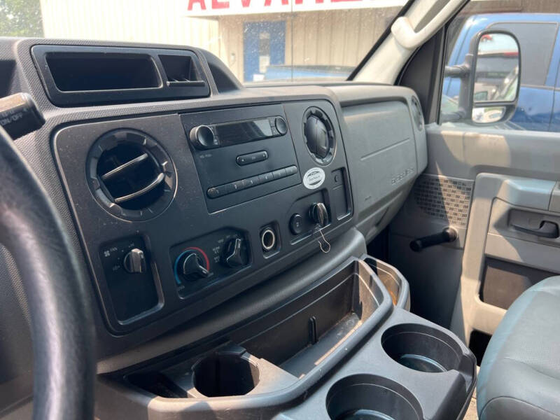 2011 Ford E-Series E-250