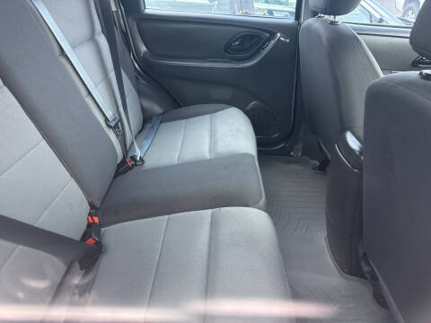 2007 Ford Escape XLS
