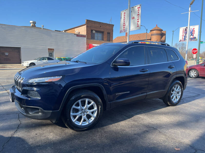 2015 Jeep Cherokee for sale at Latino Motors in Aurora IL