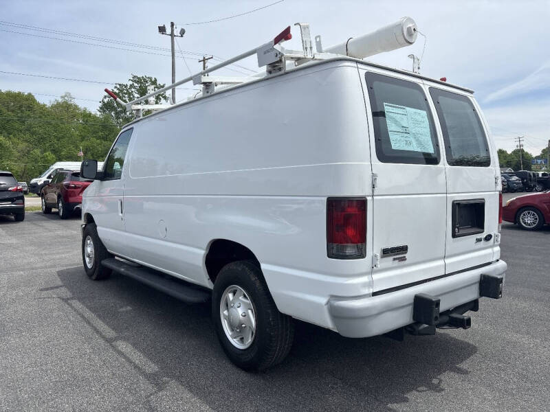 2011 Ford E-Series