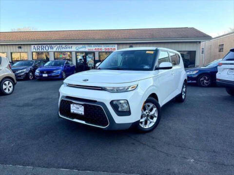 2021 Kia Soul 2.0L S IVT's photo