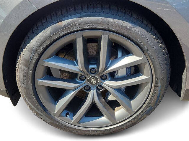 2025 Land Rover Range Rover Sport P360 SE